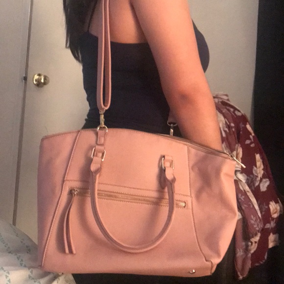 Just Fab  Handbag 👜 - Picture 7 of 8